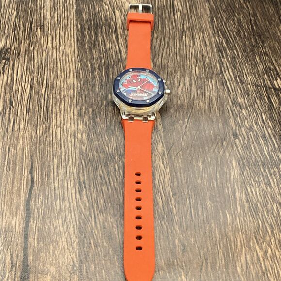 Spider-Man Light Up Watch New Batteries Analog Watch - Picture 2 of 9